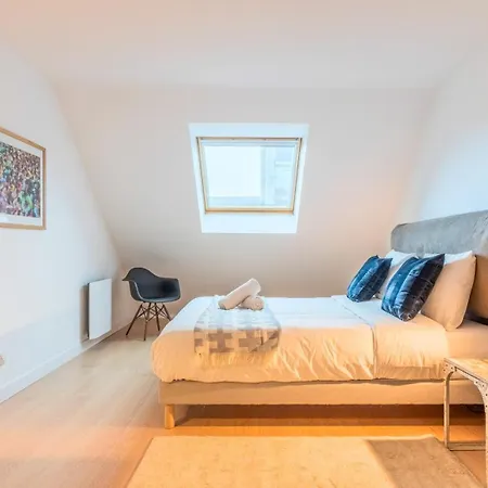 شقة 3 Bedroom With Parking & Balconies