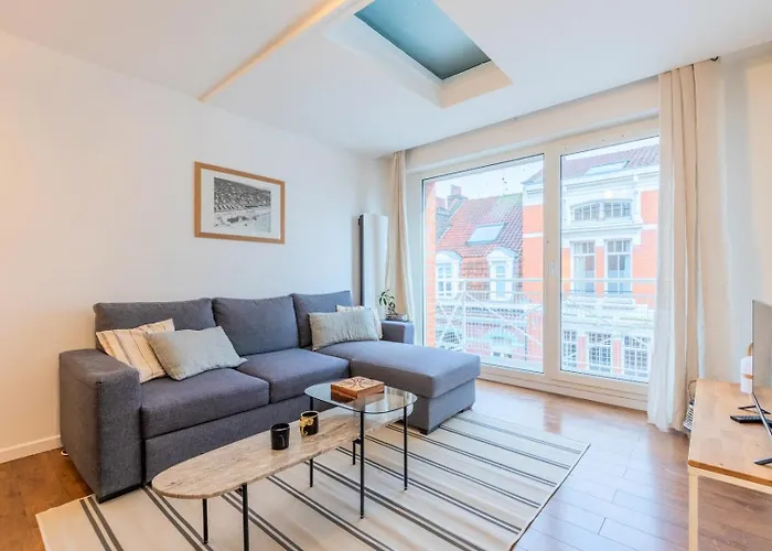 Apartamento 3 Bedroom With Parking & Balconies La Madeleine (Nord)